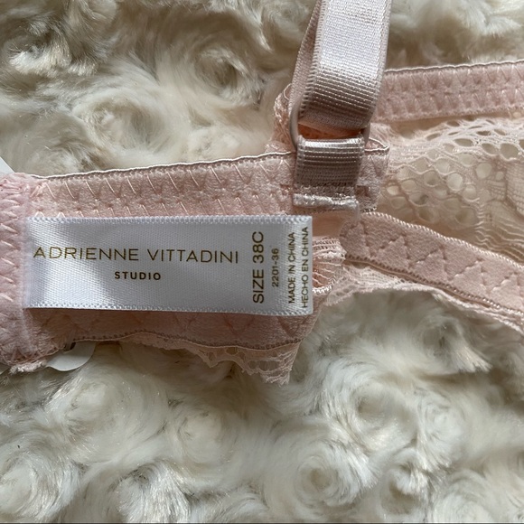 NEW Adrienne Vittadini Studio Lace Padded Sexy Blush Pink Delicate Bra 38C - Picture 6 of 6